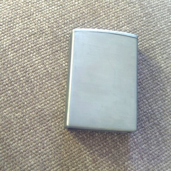 Zippo High Polish Brass Butane Jim Beam Brass Emblem Lighter Circa 2002 - Picture 2 of 3